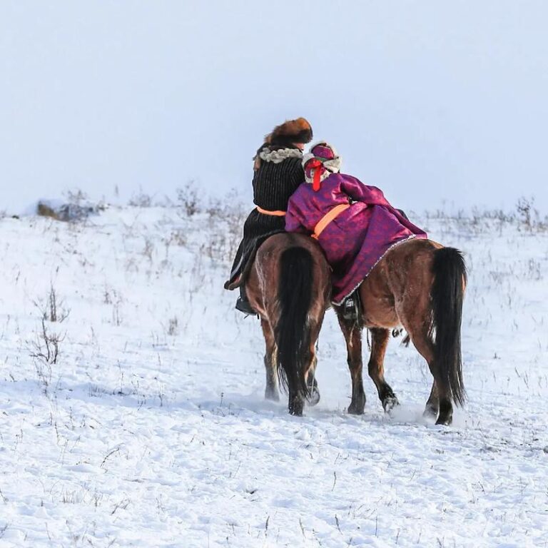Ili Valley Skiing: Resorts, Snow and the Best Food Base in Xinjiang