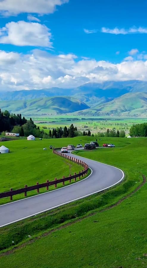 Xuelianshan Ski Resort Urumqi: The Quiet Local Mountain I Keep Returning To