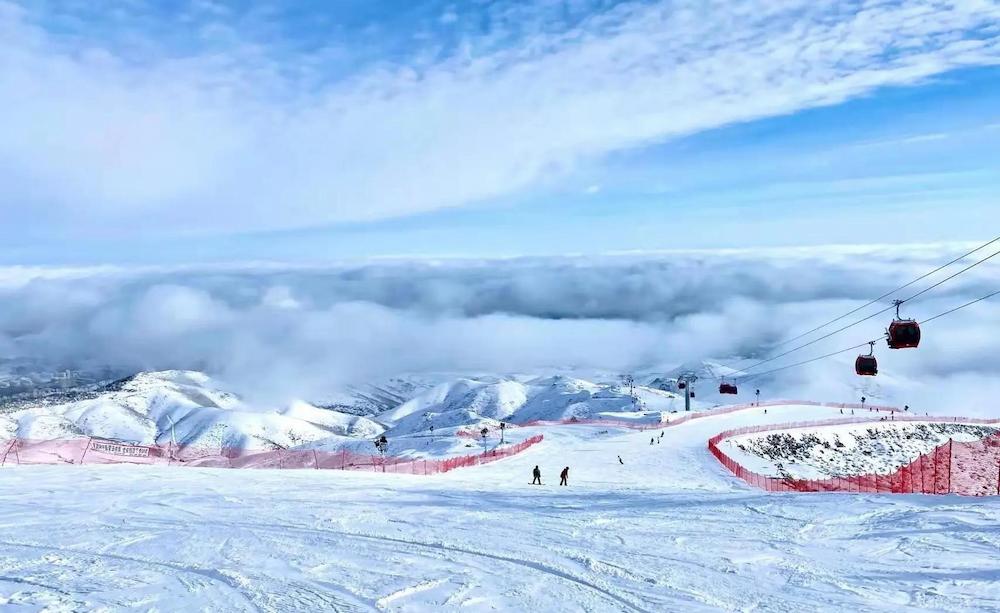 乌鲁木齐滑雪场