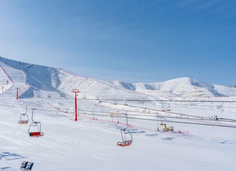 Cheap Ski Resorts in Xinjiang: Best Value Slopes
